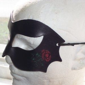 Leather Face Mask/Unisex/COSPLAY/COSTUME/COMIC CON/Masquerade/GOTH/FETISH/BDSM